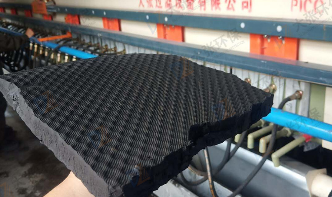 2套1000型自动隔膜压滤机 (2).jpg